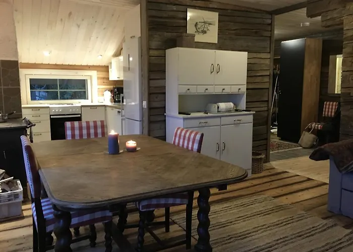 Tuomiranta 컨트리하우스 Sannas